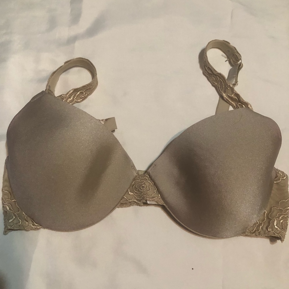 Barely Breezies Padded Lace Bra